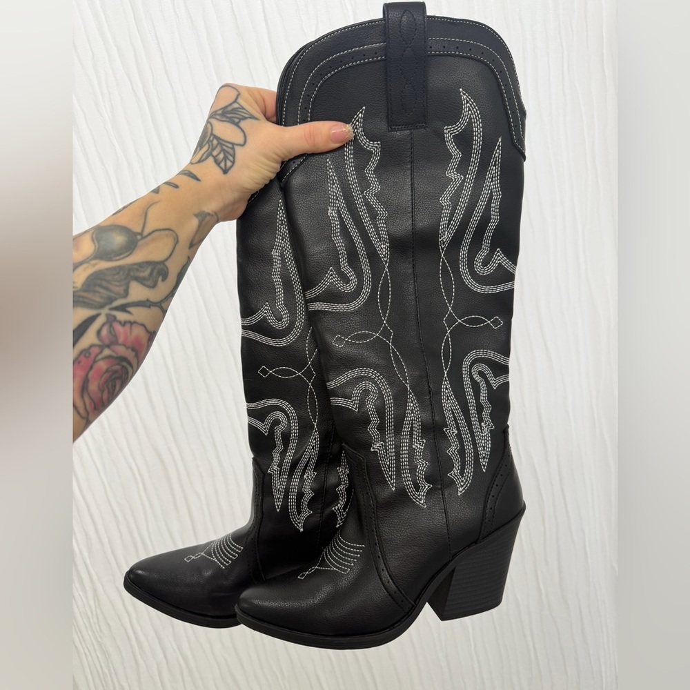Black Western Boots